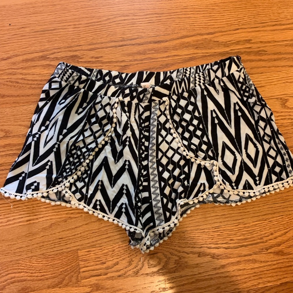 Patterned shorts